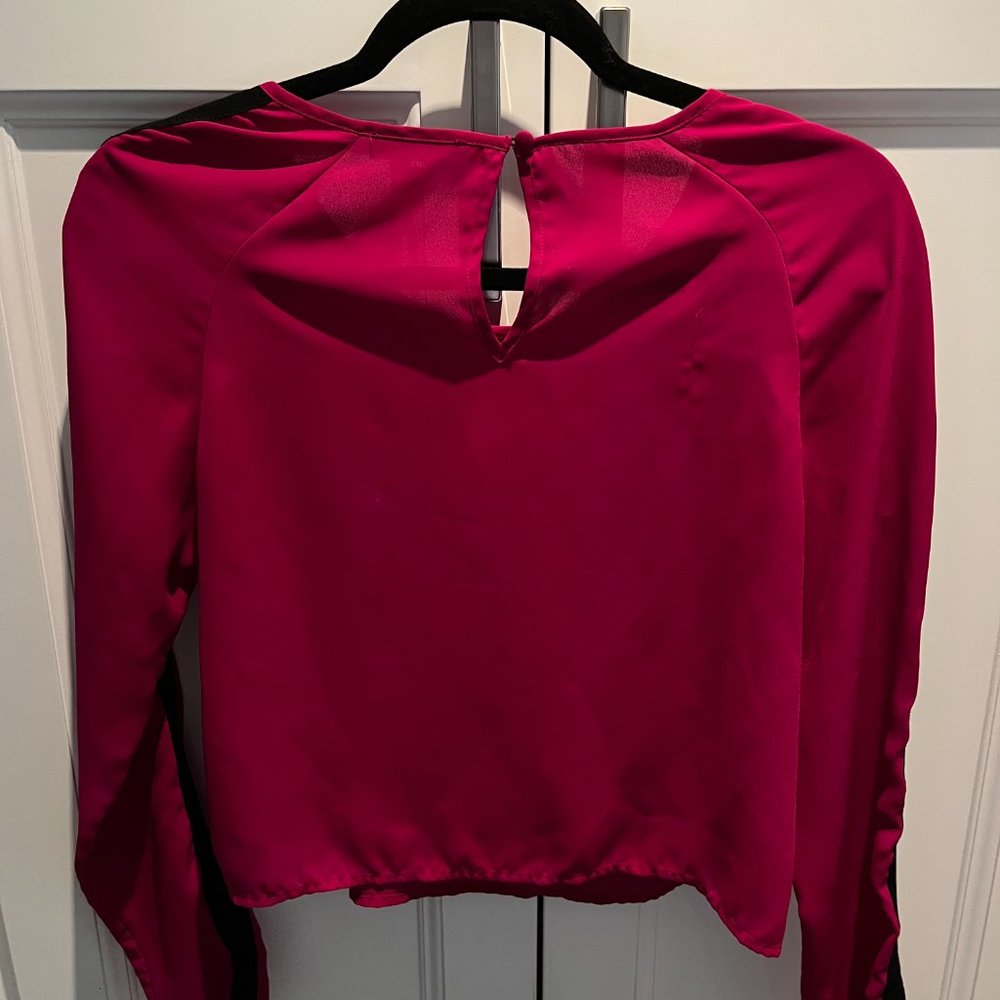 1.State Pink/Black blouse - Small - Picture 5 of 5